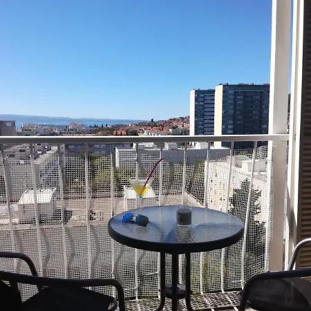 Ita Apartment *