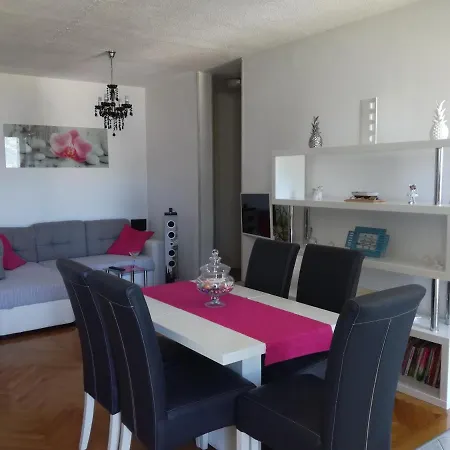 Apartment Ita *